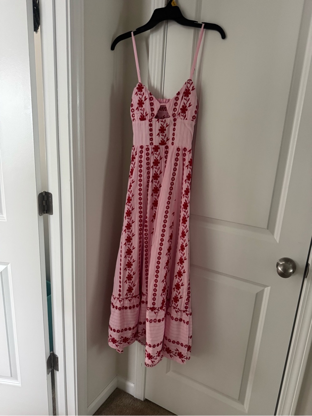 Zara Pink Midi Dress with Red Embroidered Stripes - Picture 3 of 4